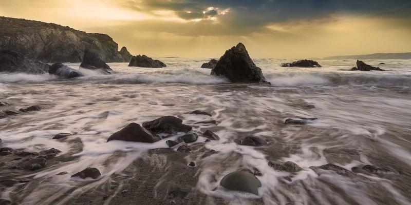 124XC多轴插补功能在五轴联动加工中心上的应用实例与资源下载综合平台推荐