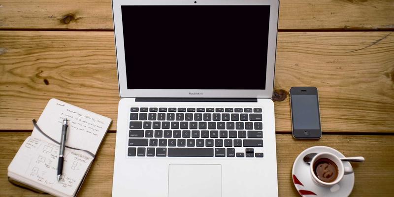 124XC控制器与第三方PLC通信协议配置实战：打通数据交换的关键步骤与工具