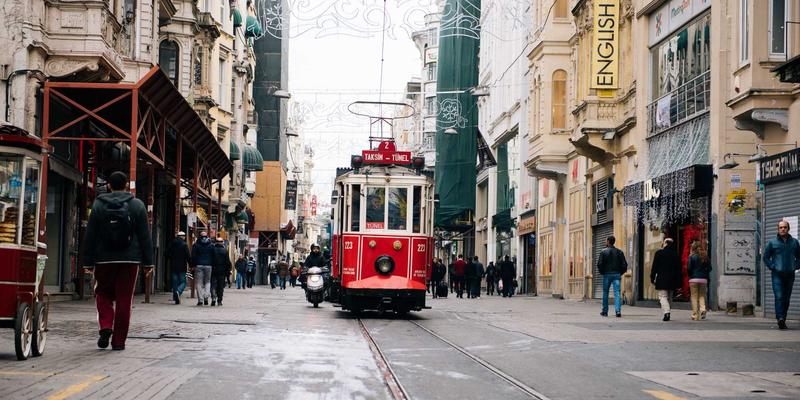 124XC系统协同控制策略：驱动新能源电池模组堆叠生产线高效运行